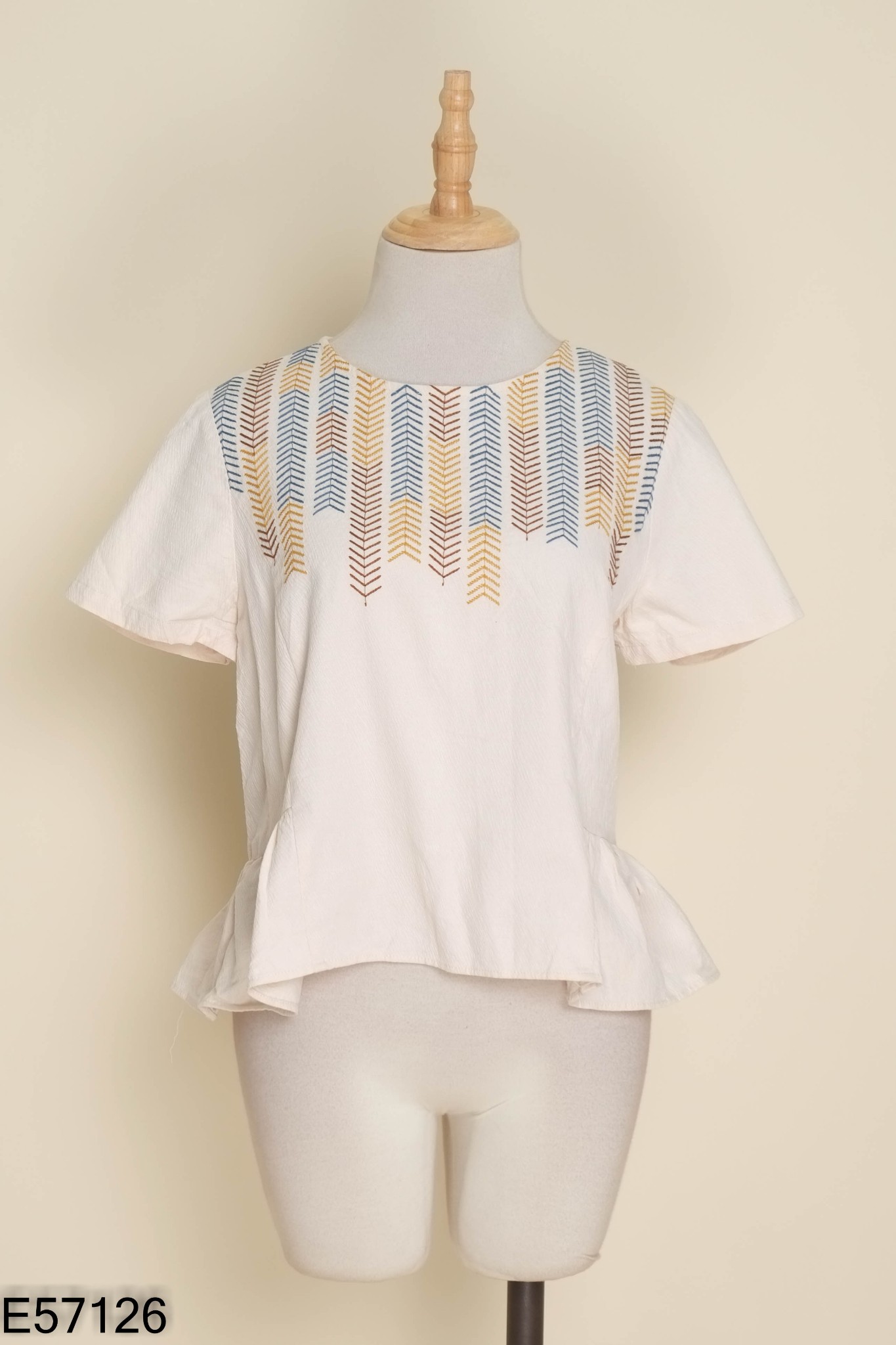 Áo ADORE DRESS be thêu họa tiết