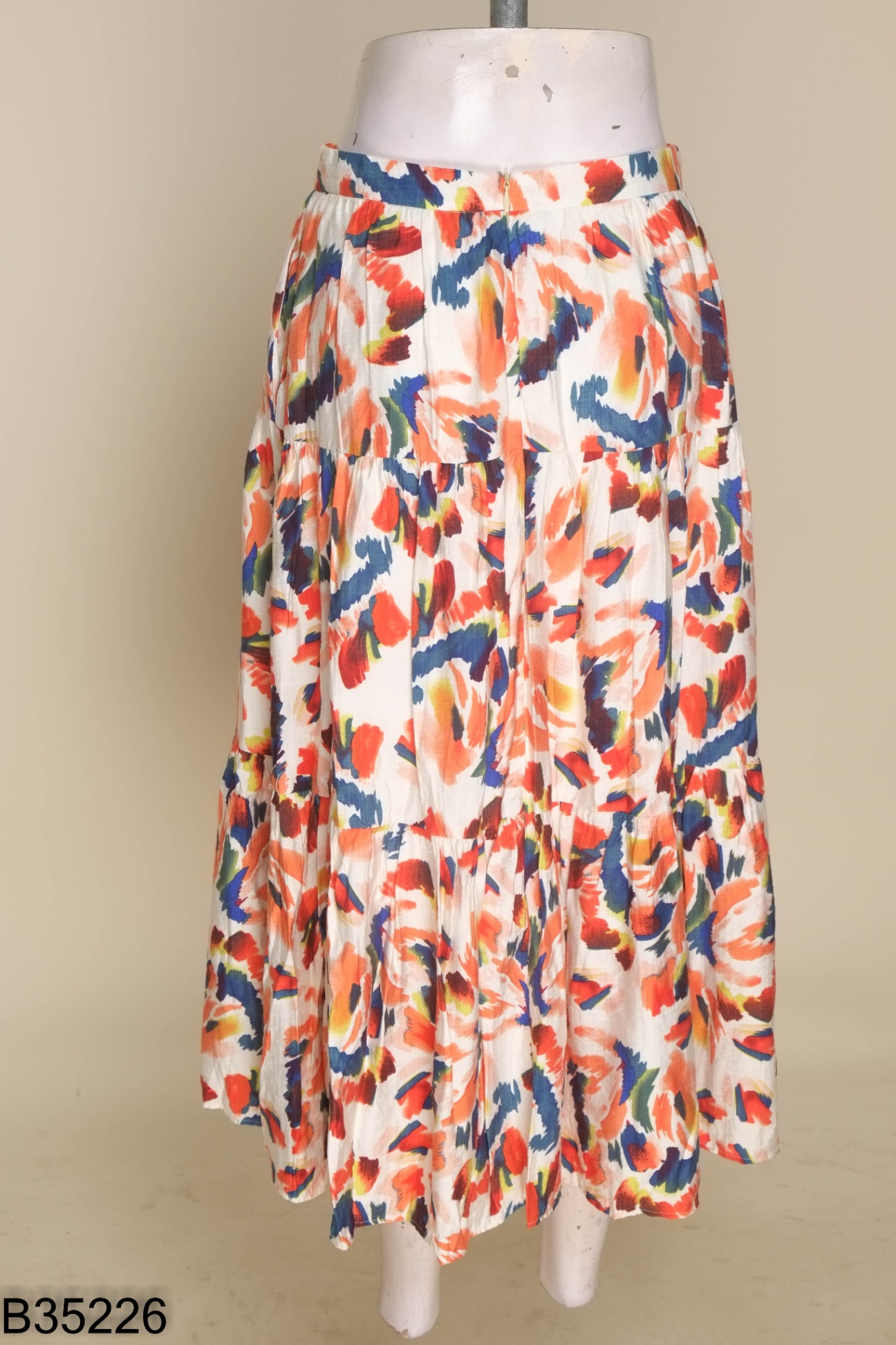 Chân váy ADORE DRESS be họa tiết màu sắc