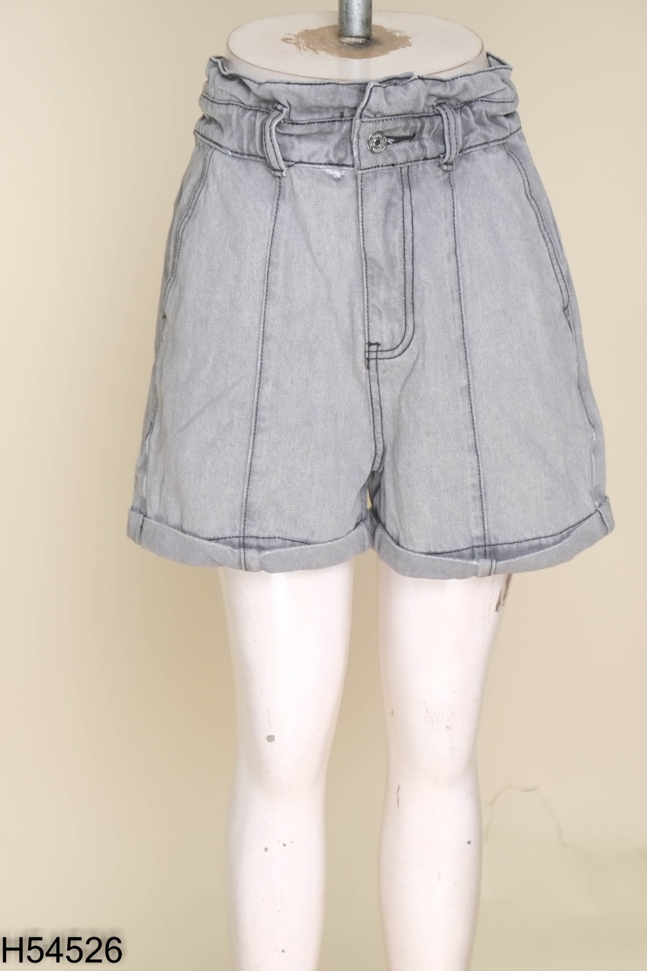 Quần shorts ZARA jeans xám