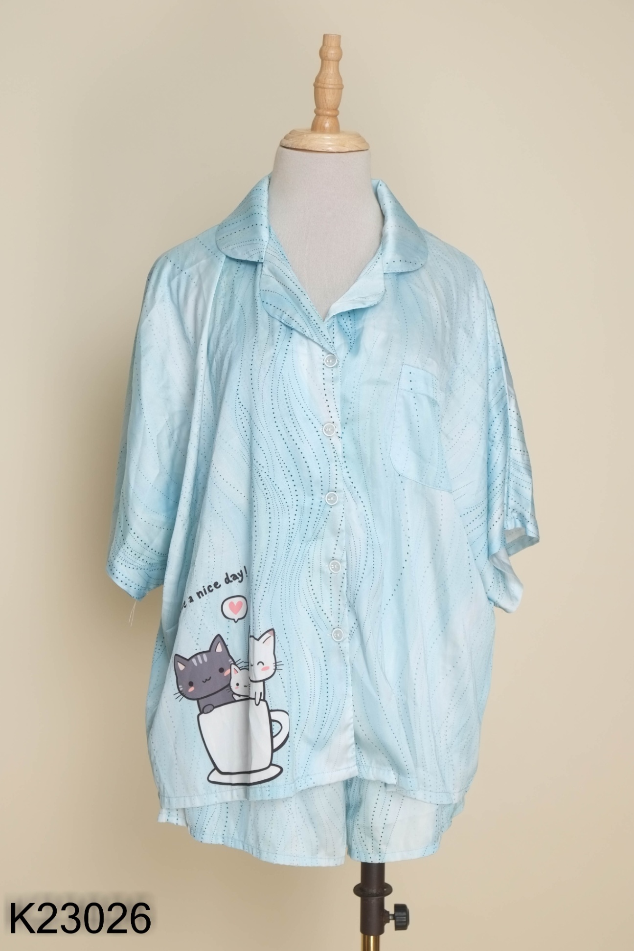 Set Pijama lụa xanh họa tiết