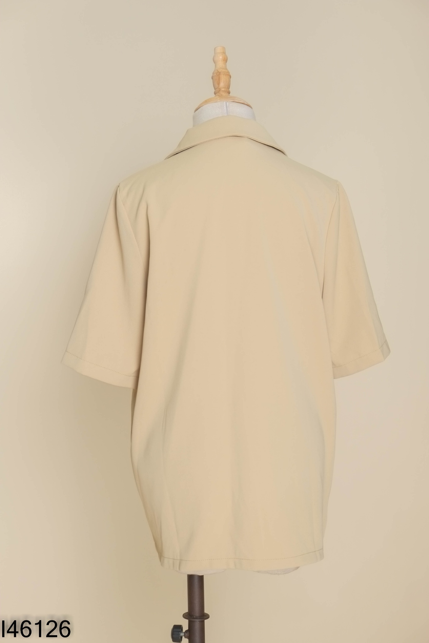 Áo blazer be ngắn tay