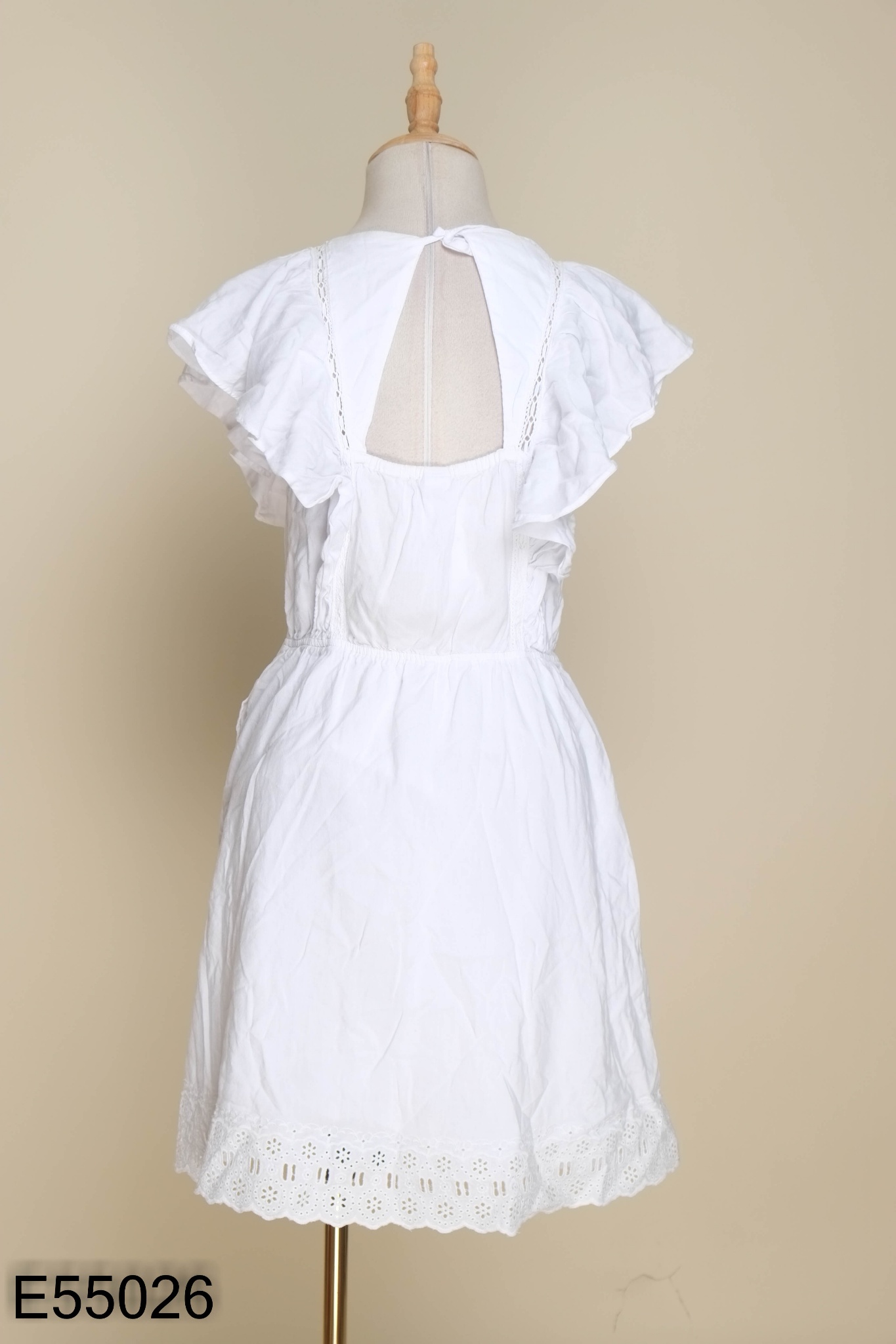 Váy OLD NAVY trắng phối ren