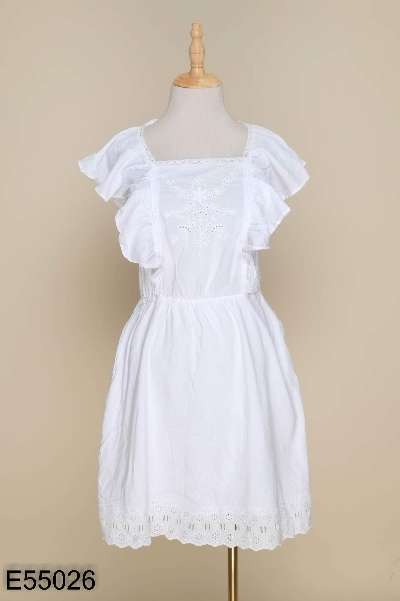 Váy OLD NAVY trắng phối ren