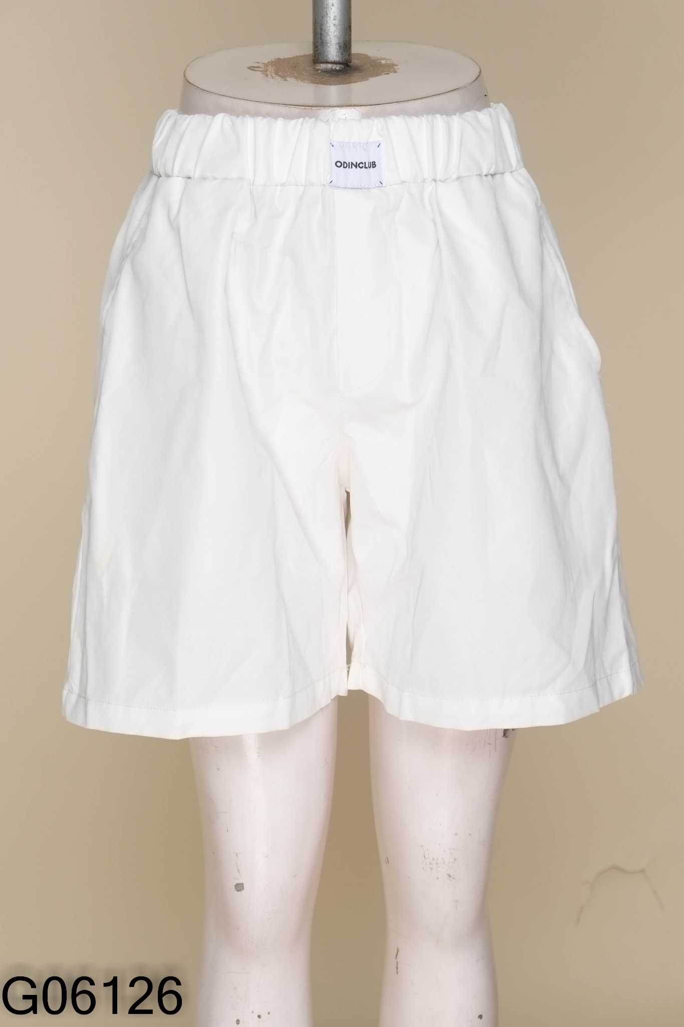 Quần shorts ODIN CLUB trắng trơn