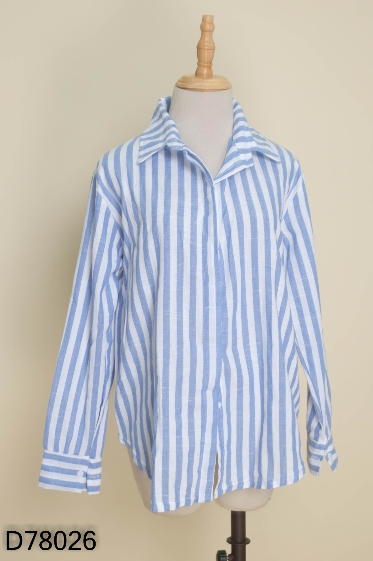 Áo sơ linen xanh sọc