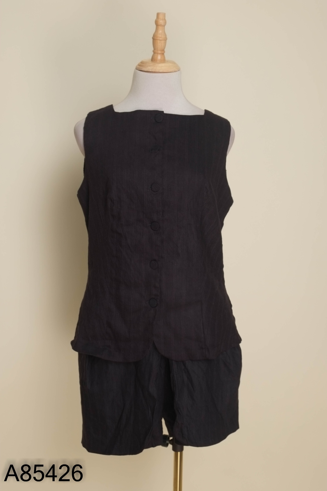 Set ME DESIGN đen áo sát nách + quần shorts