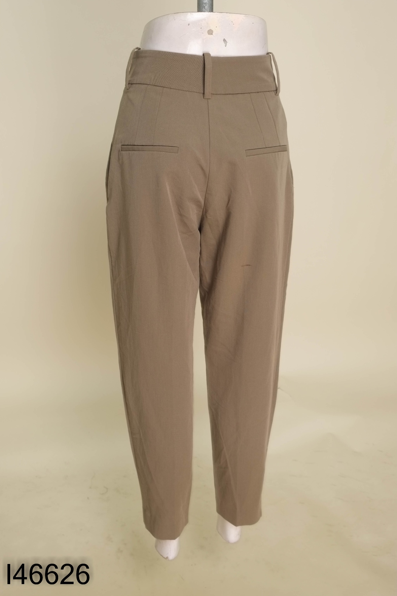 Quần ZARA vải xanh rêu