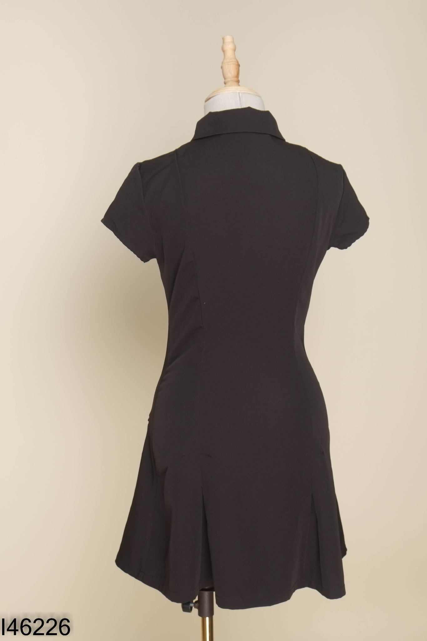 Váy đen cổ bẻ (ZARA xuất)