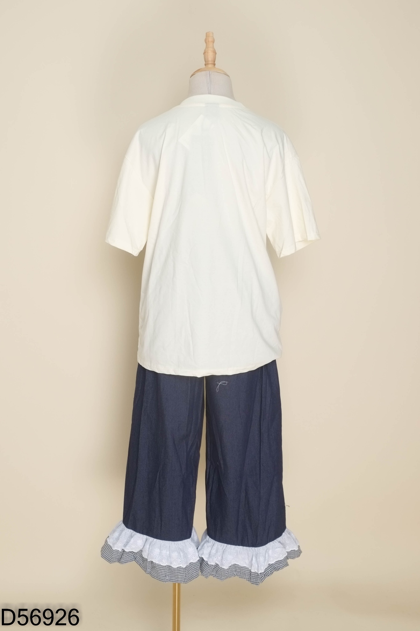 NEWTAG Set Áo be in hình + quần jeans