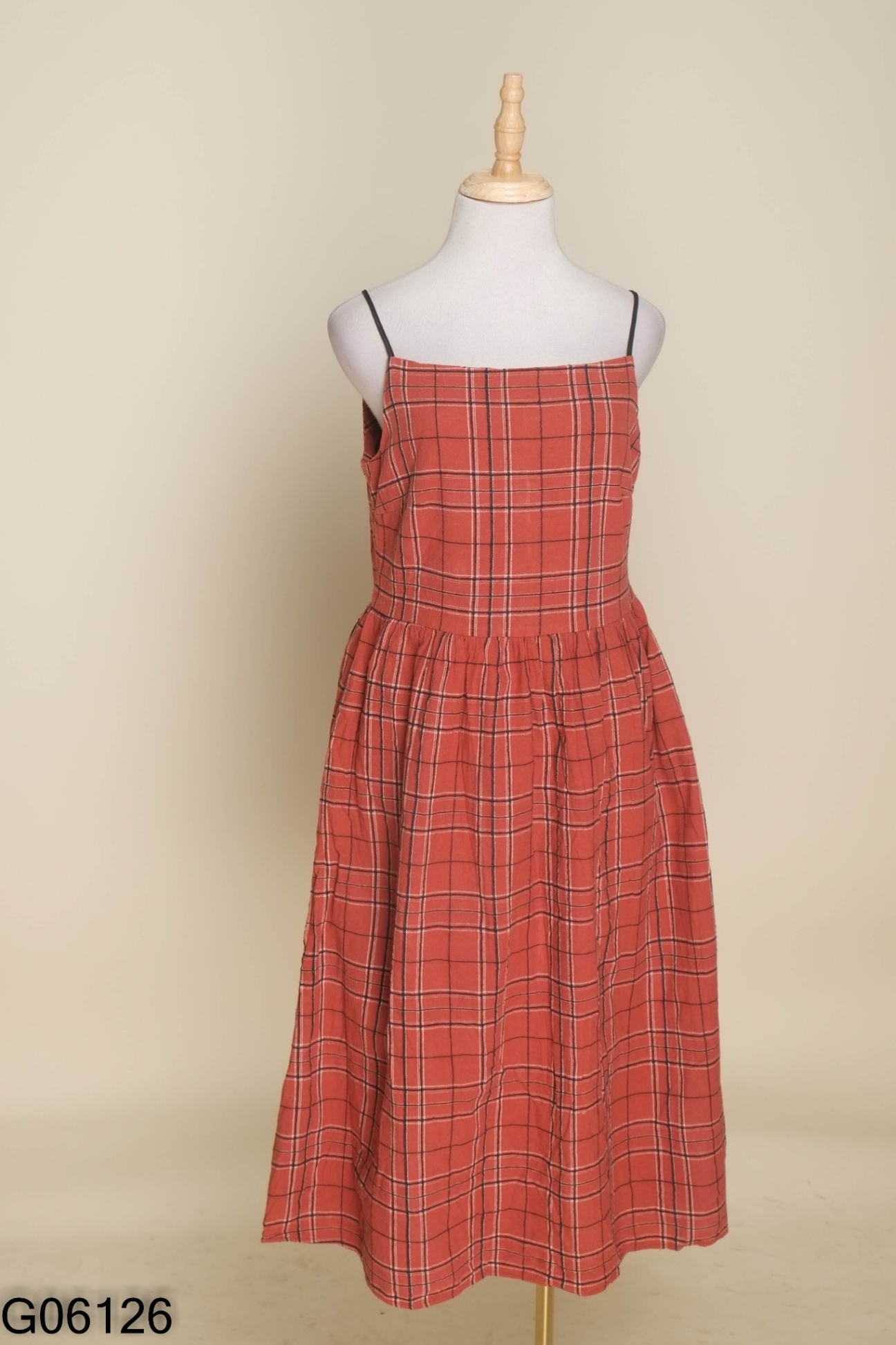 Váy ADORE DRESS hai dây nâu kẻ đen