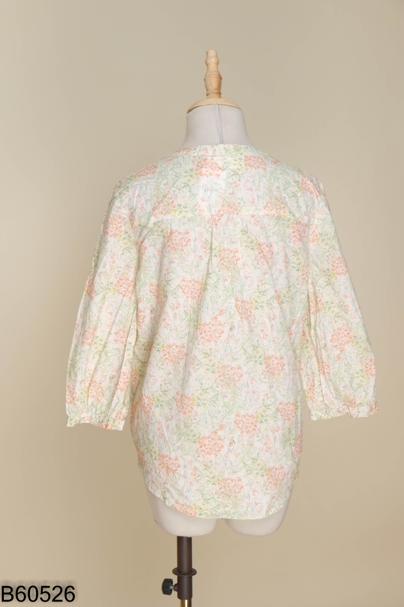 Áo be ADORE DRESS hoa màu săc