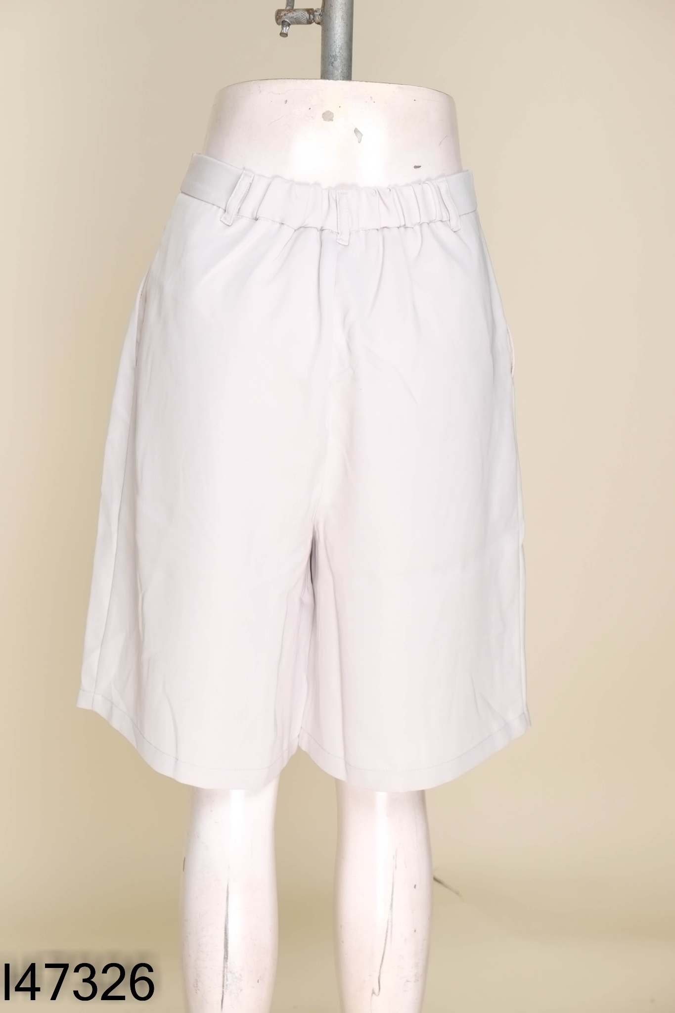 Quần GU shorts lửng