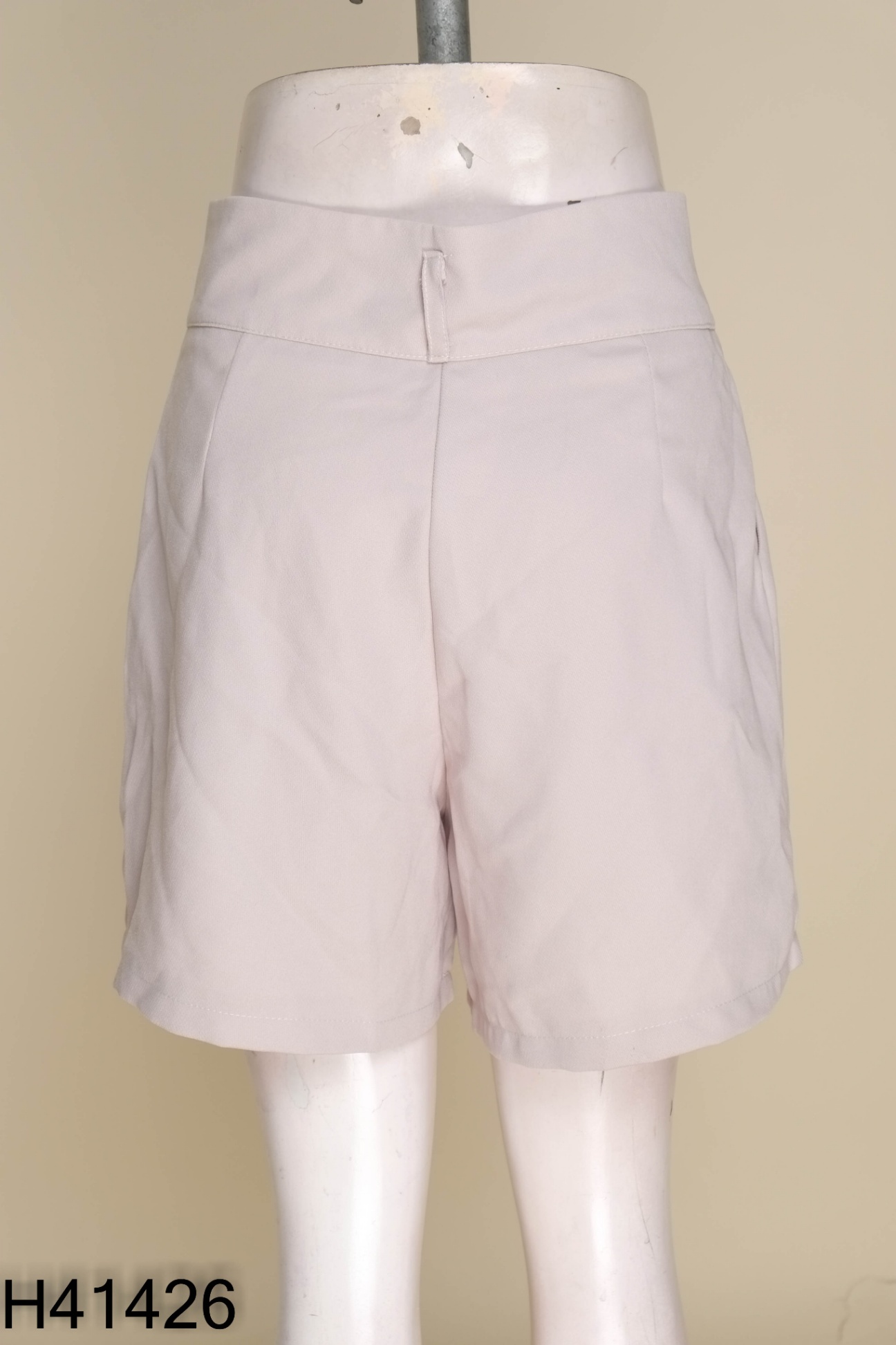 Quần short be trơn