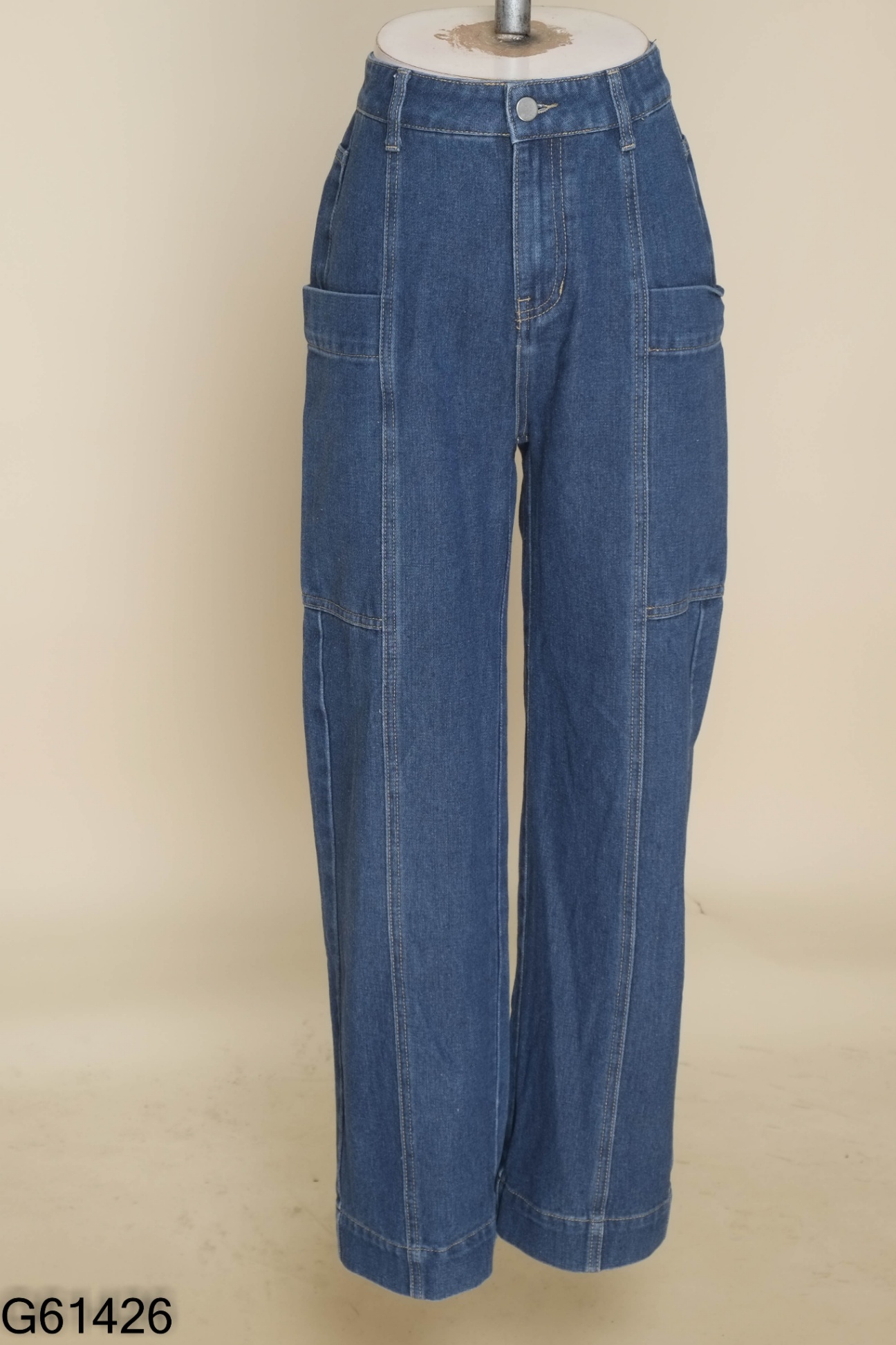 Quần jeans xanh phối túi
