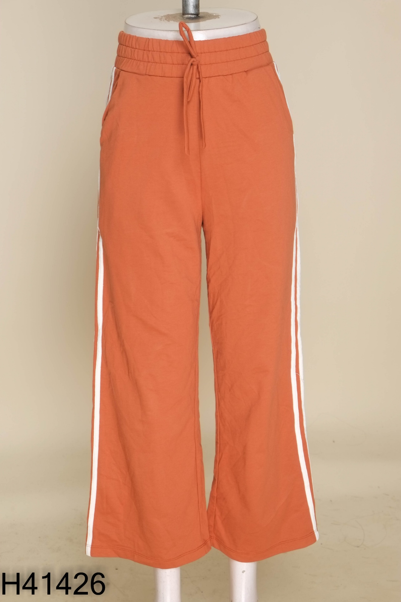 NEWTAG Quần 92 WEAR nâu kẻ trắng