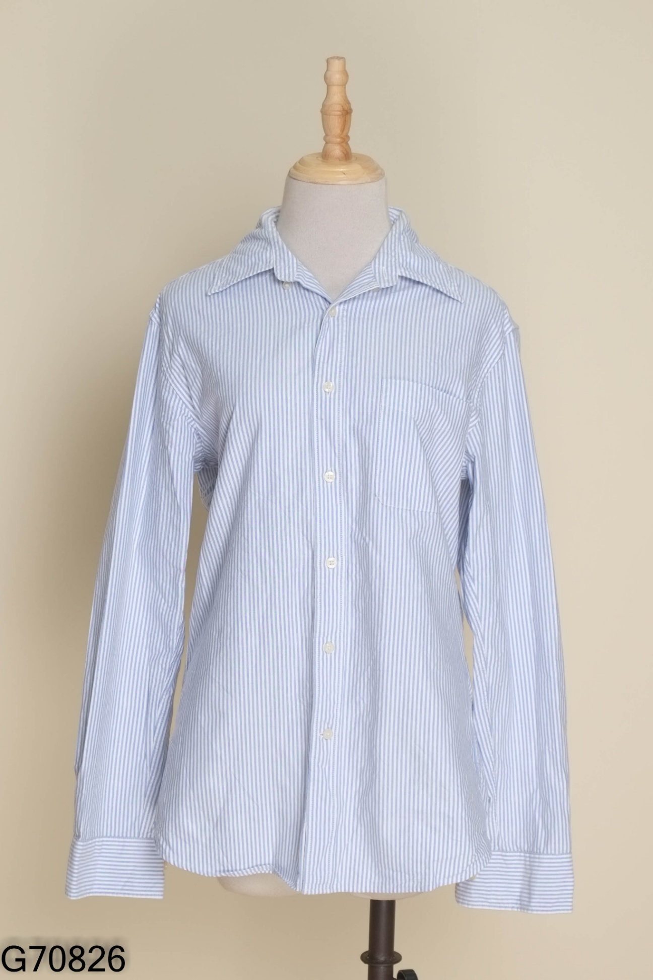 Áo sơ mi UNIQLO xanh sọc trắng