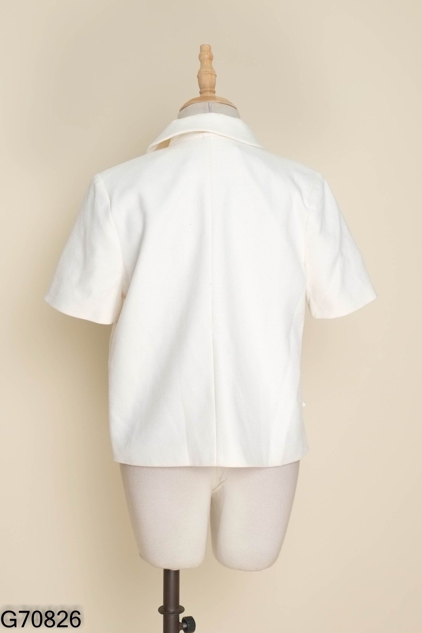 Áo LINLY STORE dạ be cổ bèo