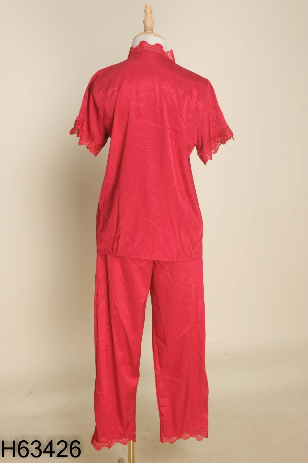 Set bộ ngủ lụa đỏ cúc ngọc
