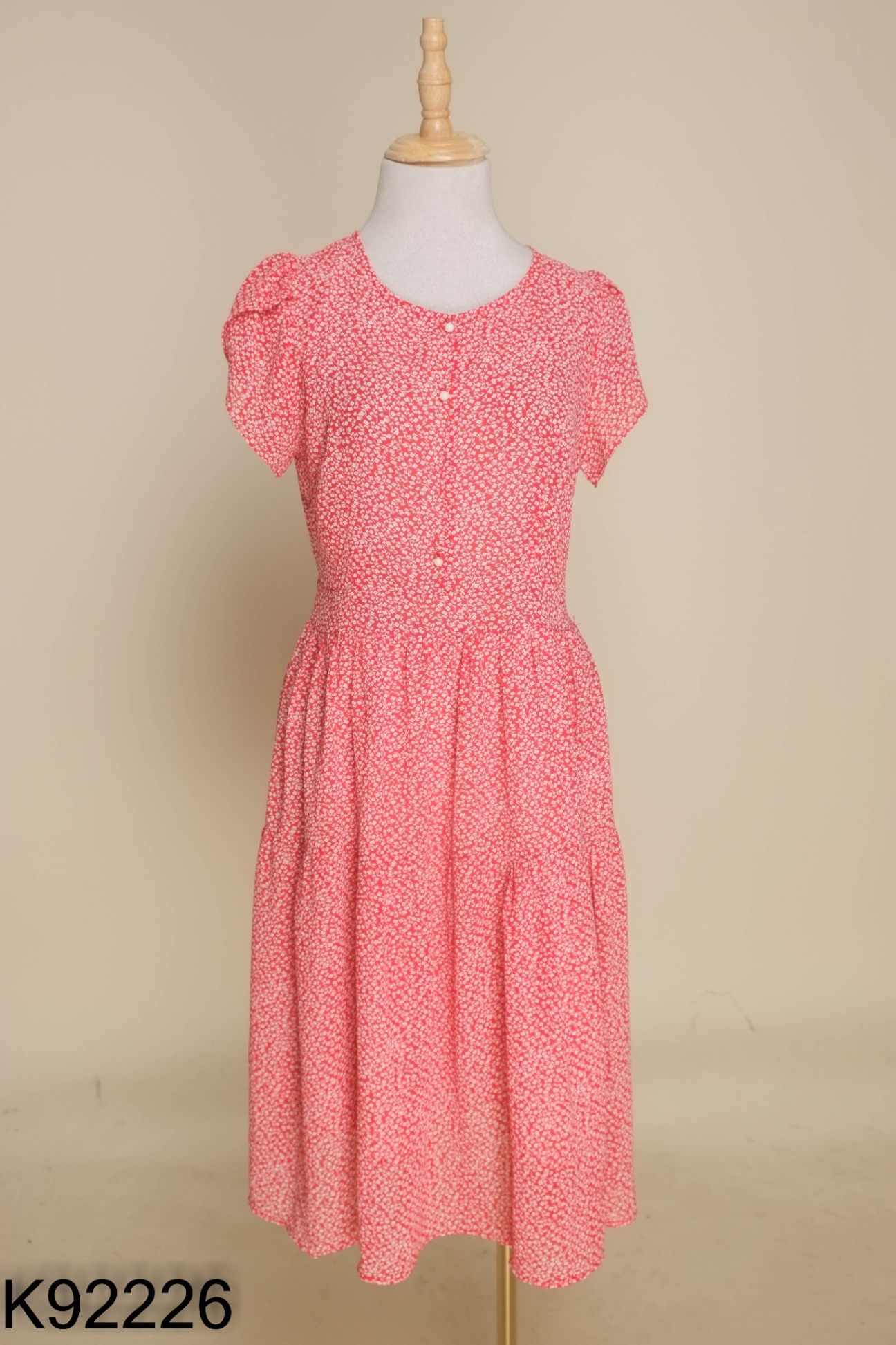 Váy H BOUTIQUE đỏ hoa trắng