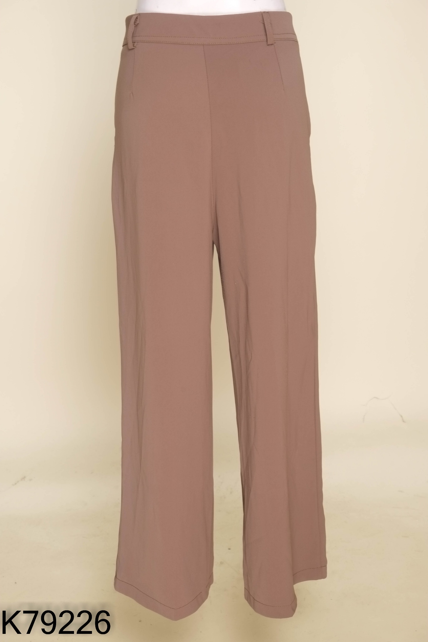 Quần suông nâu be