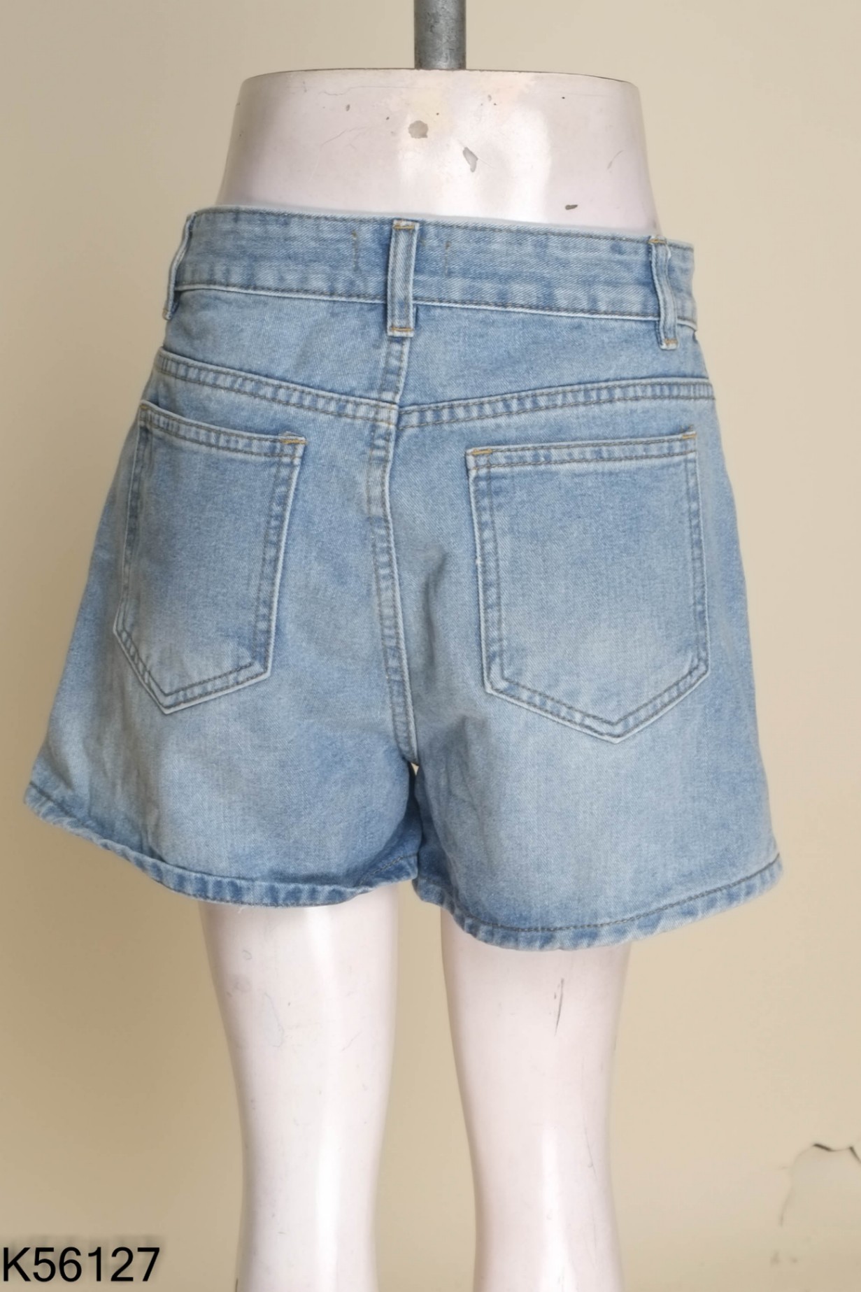Quần URBAN OUTFITS short jean xanh