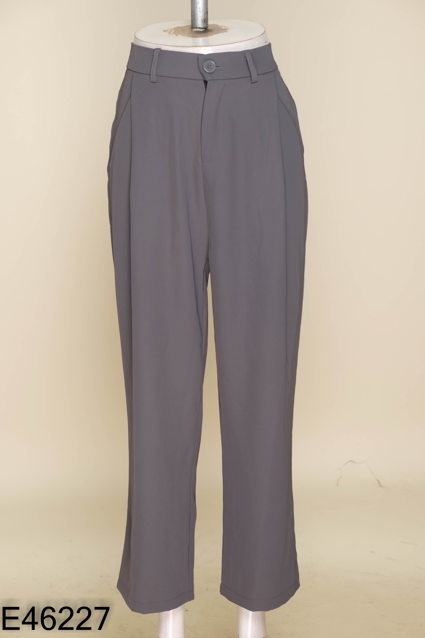 Quần baggy vải xám