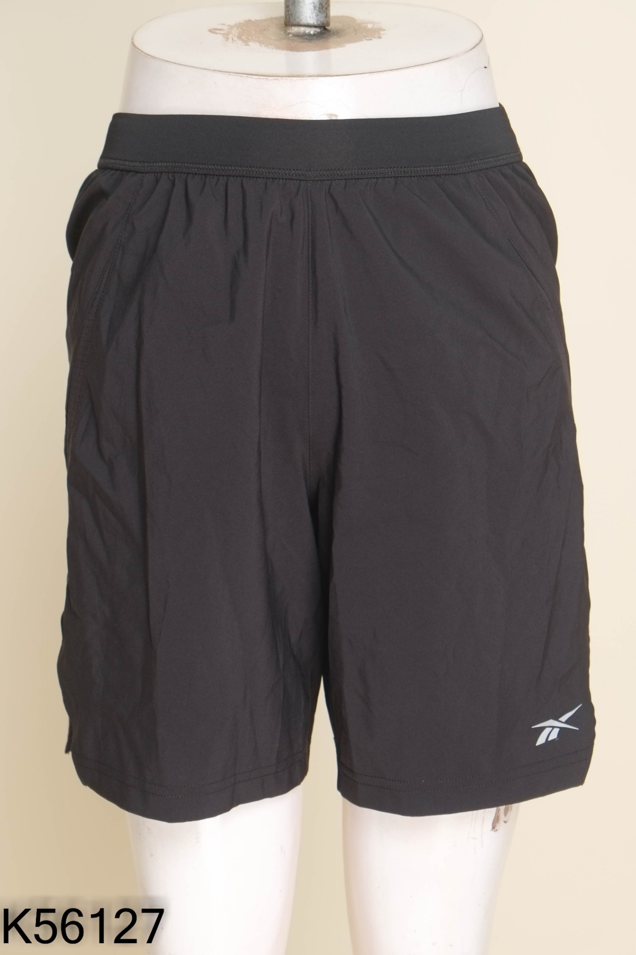 Quần REEBOK đen trơn