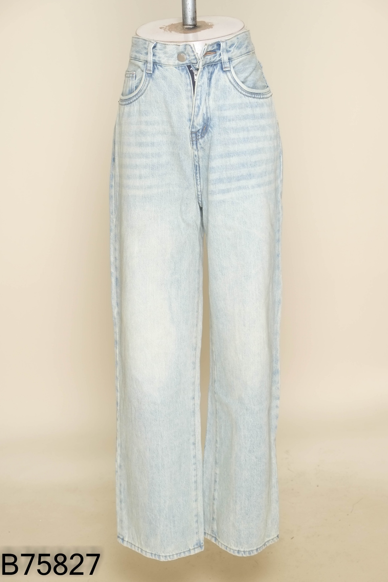 Quần jeans THE QUAO xanh trơn