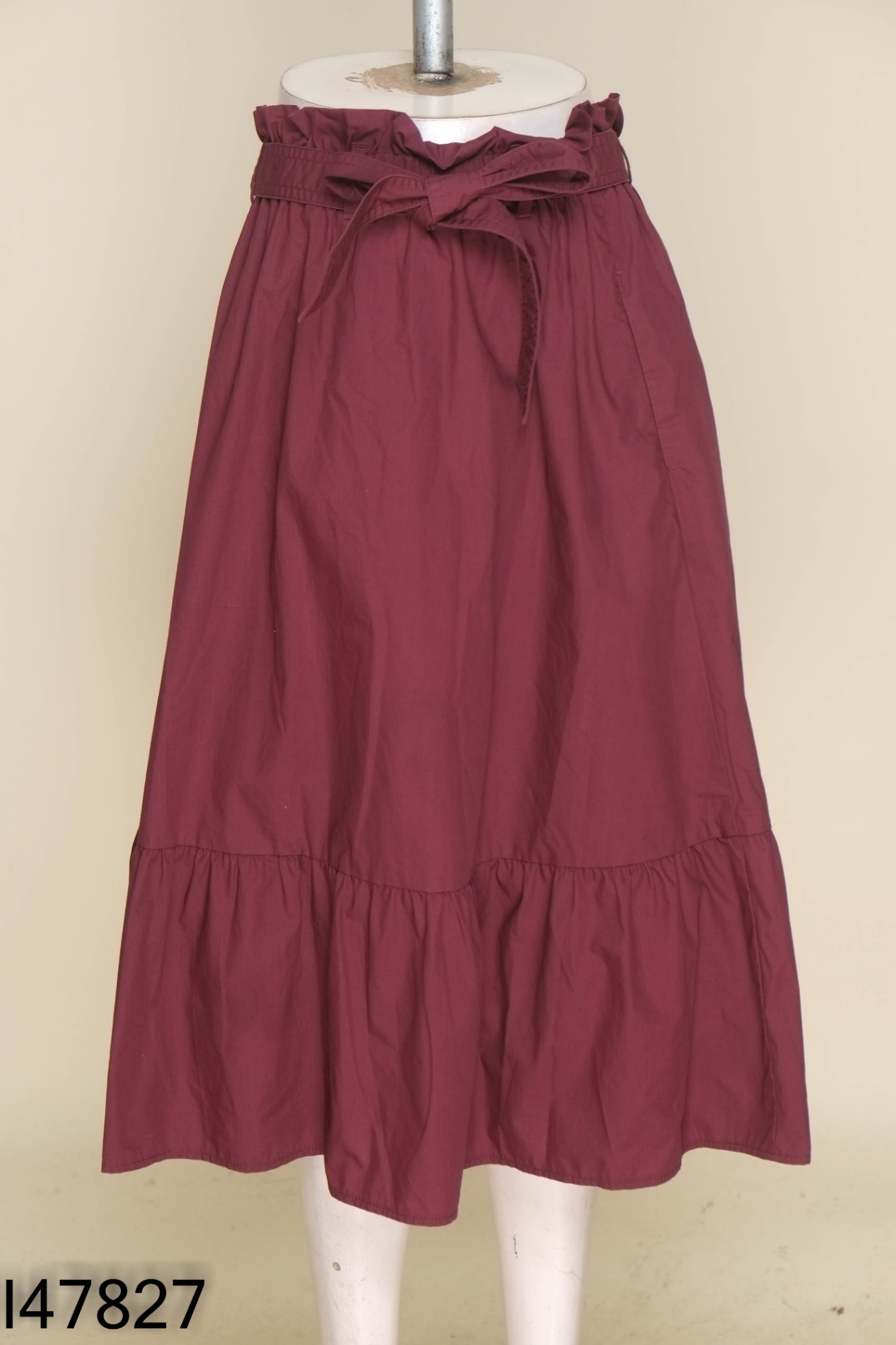 Chân váy tím UNIQLO kèm đai