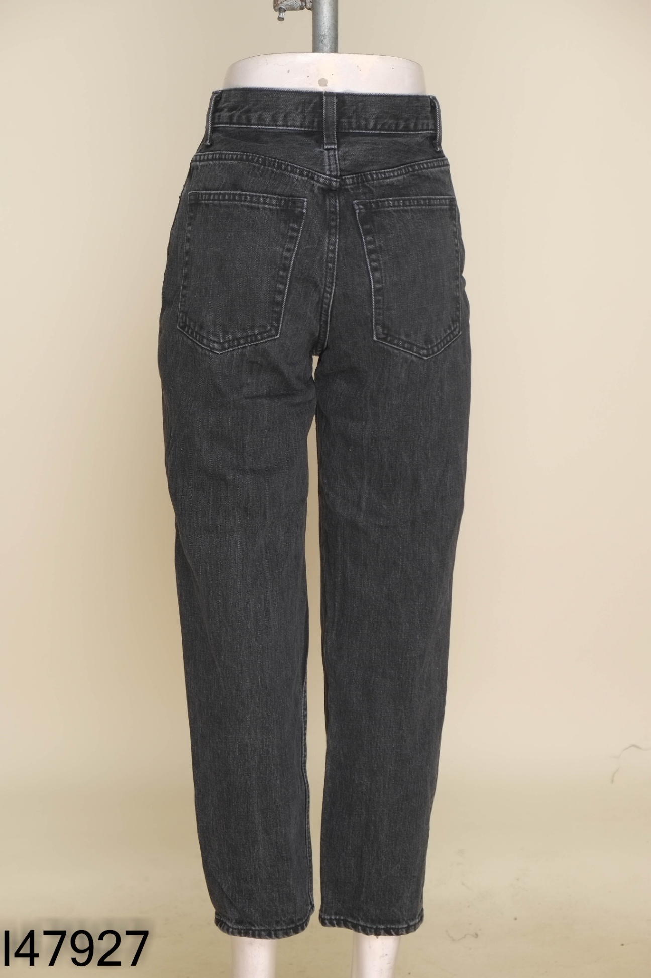 Quần jeans xám dáng baggy