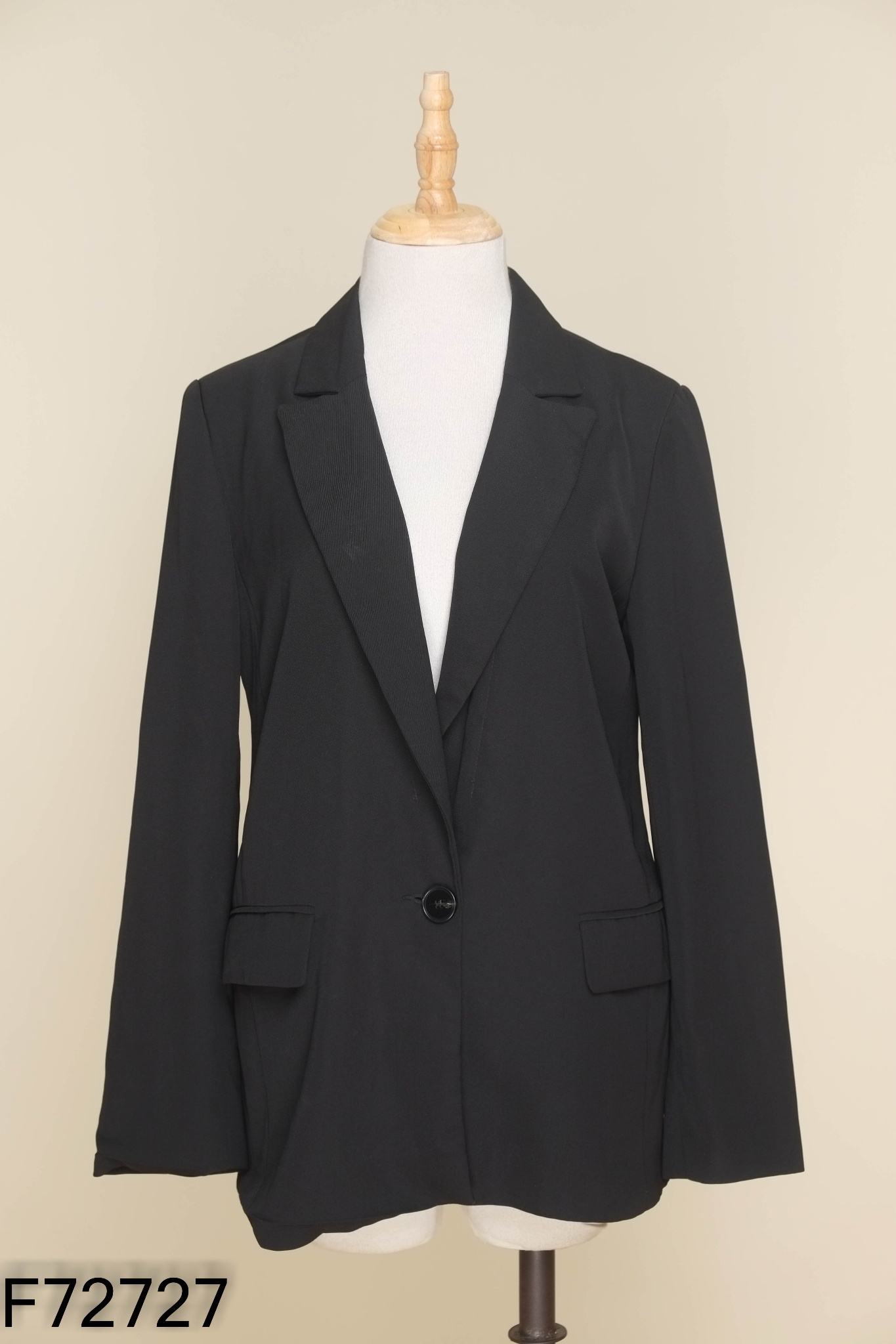 Áo blazer ADORE DRESS đen trơn