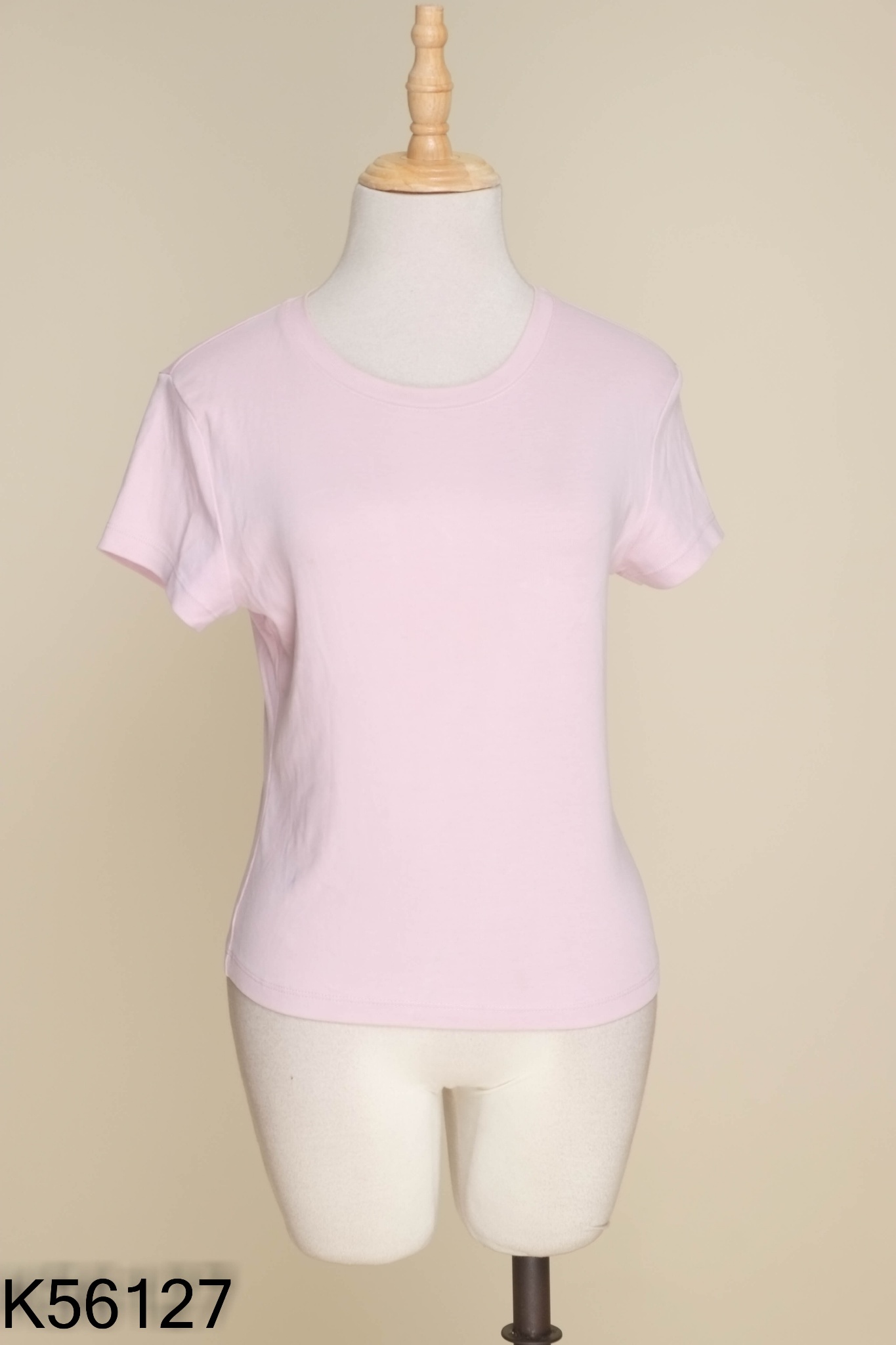 Áo UNIQLO hồng trơn