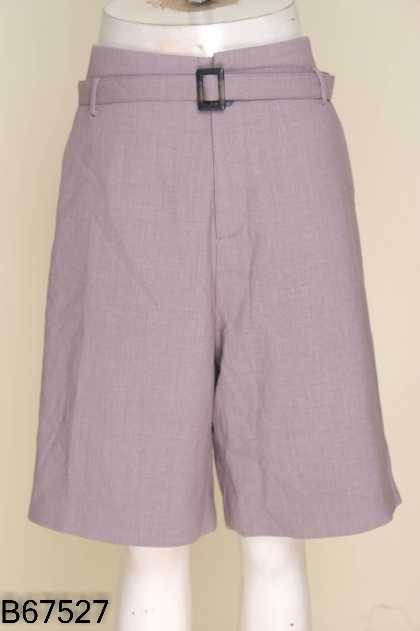 Quần short xám trơn