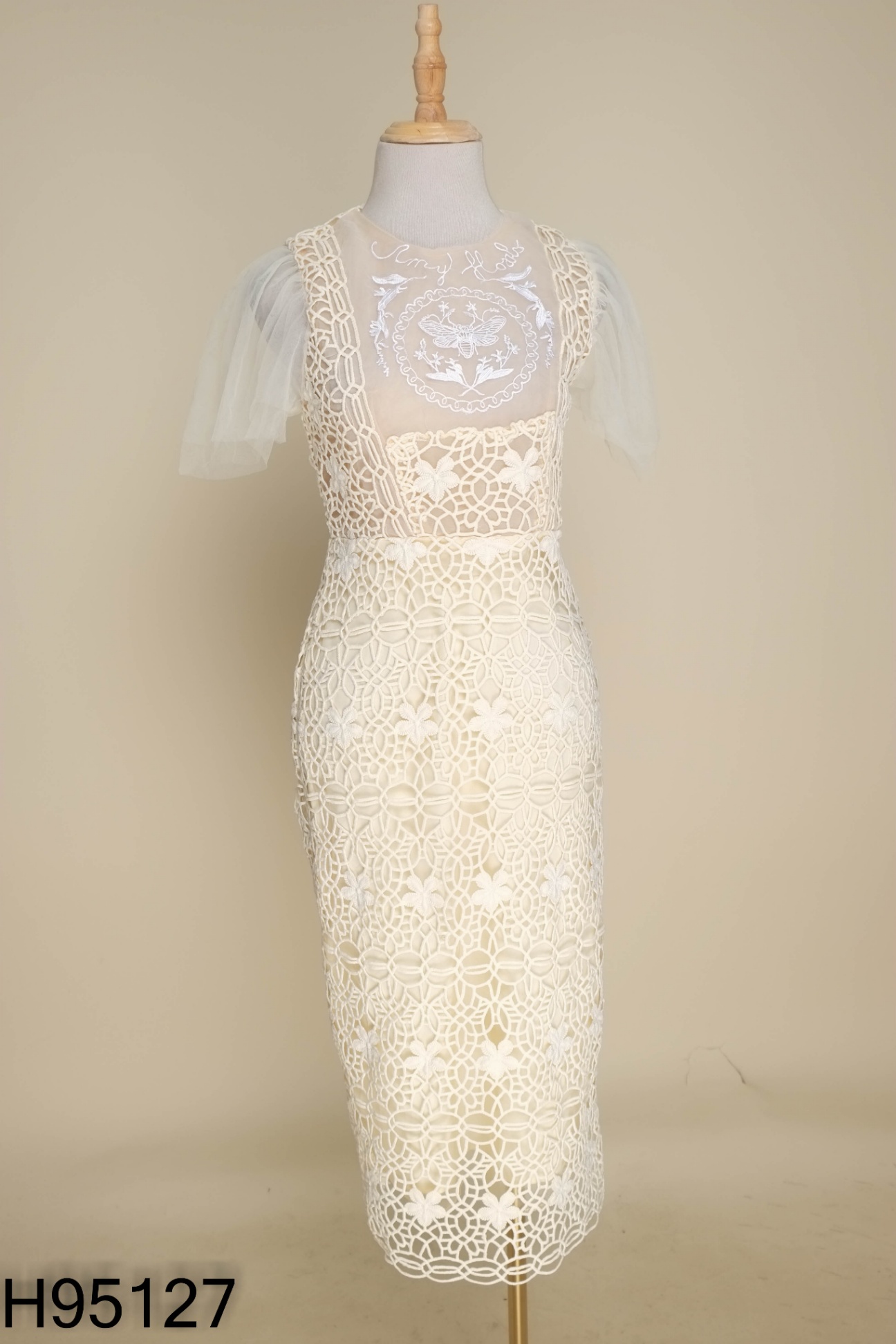 Váy C DRESS DESIGN ren lưới trắng be