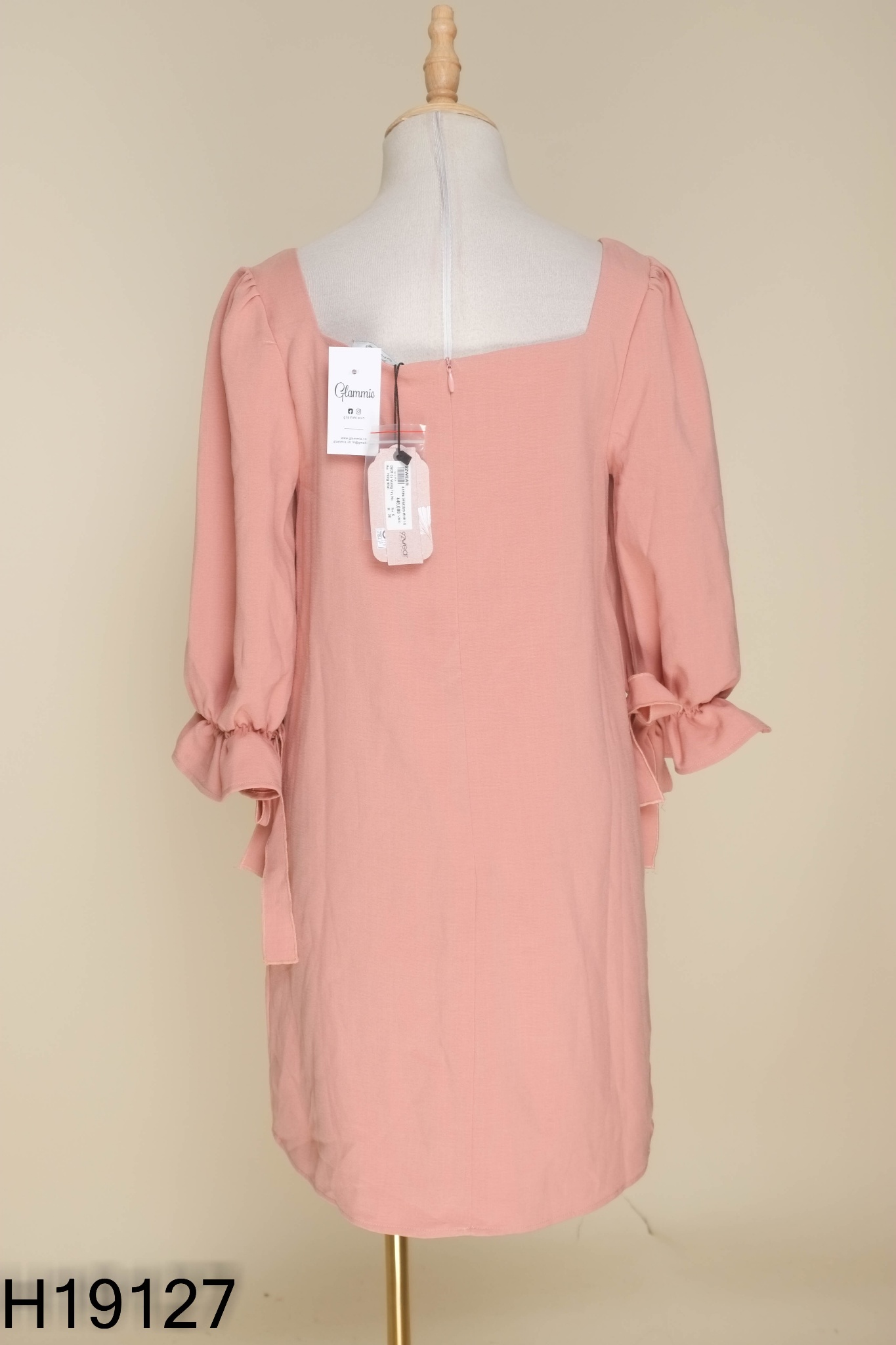 NEWTAG Váy hồng 92 WEAR cổ vuông