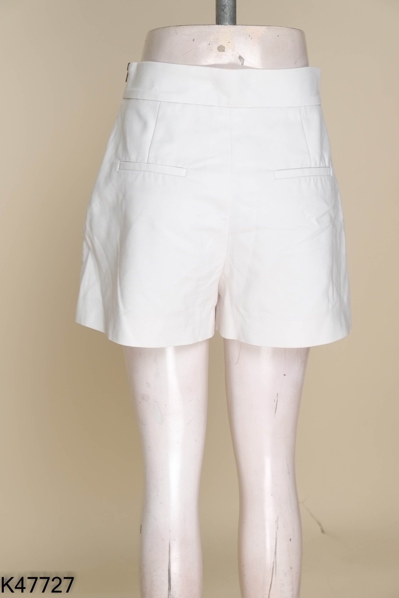 Quần shorts ZARA trắng