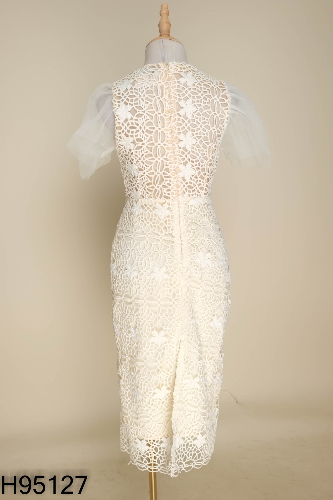 Váy C DRESS DESIGN ren lưới trắng be