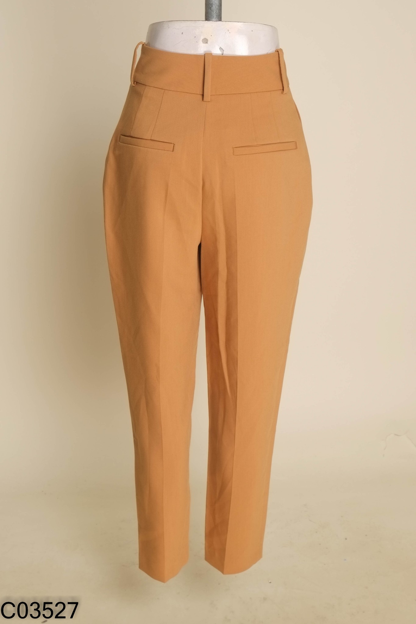 Quần ZARA nâu trơn