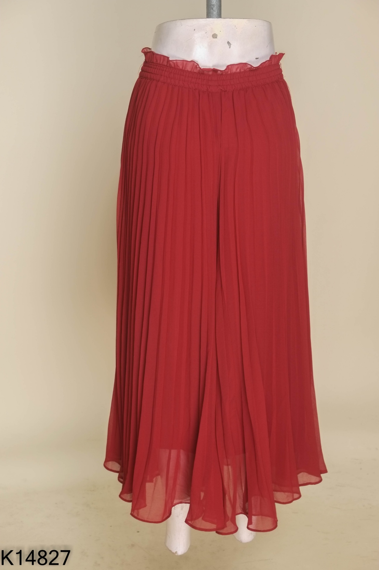 Quần culottes ZARA voan đỏ xếp ly