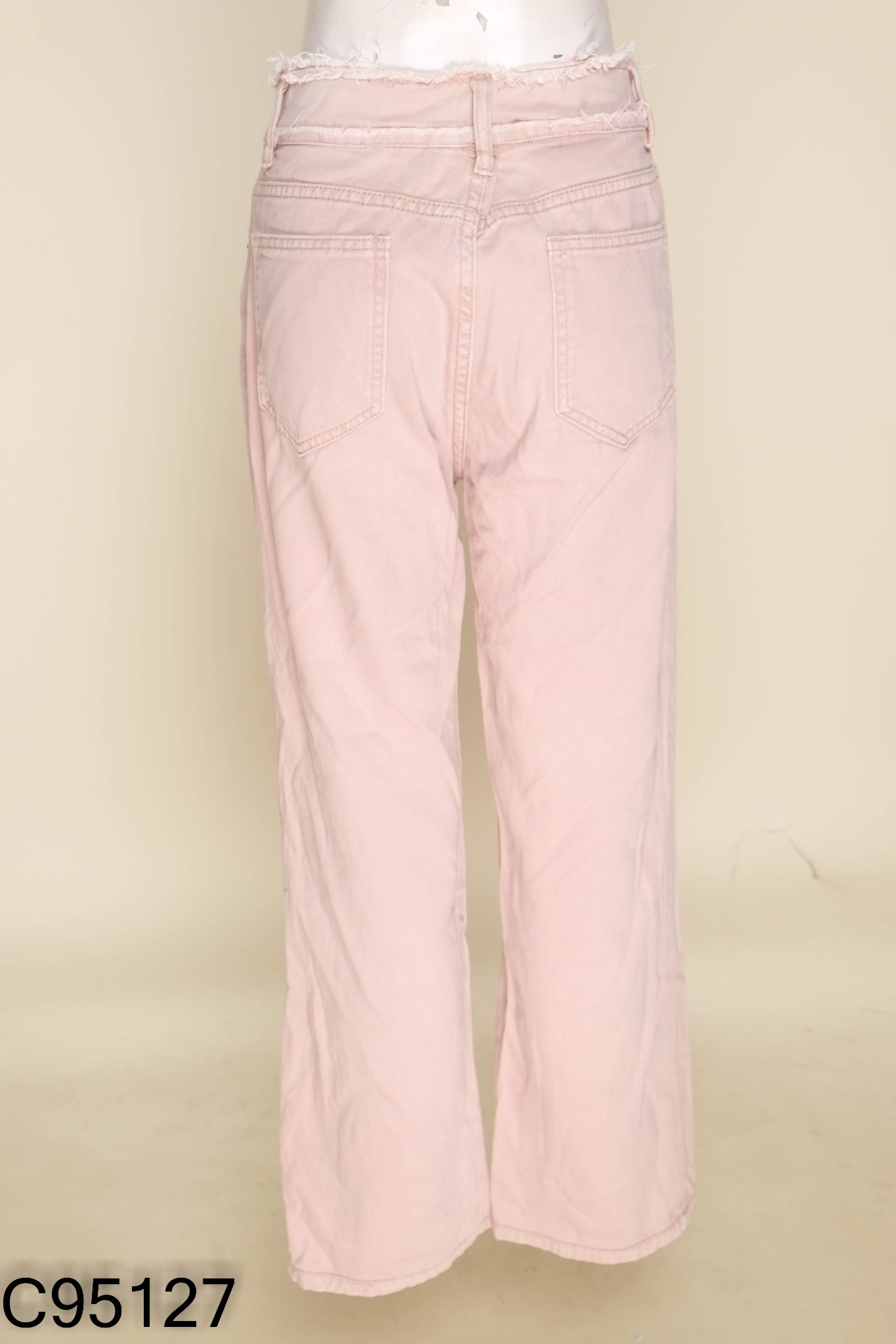 Quần jeans hồng ống rộng