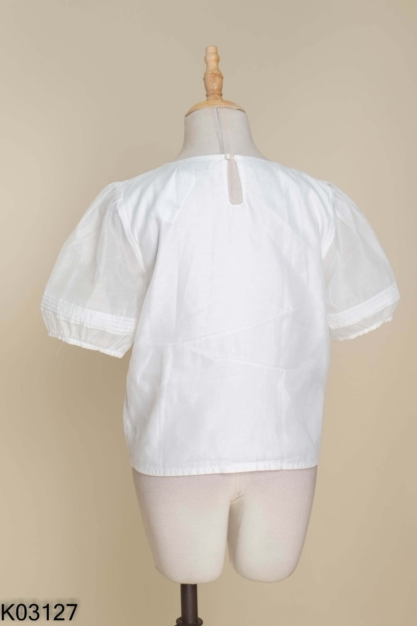 Áo trắng LAMIGO gấp ly