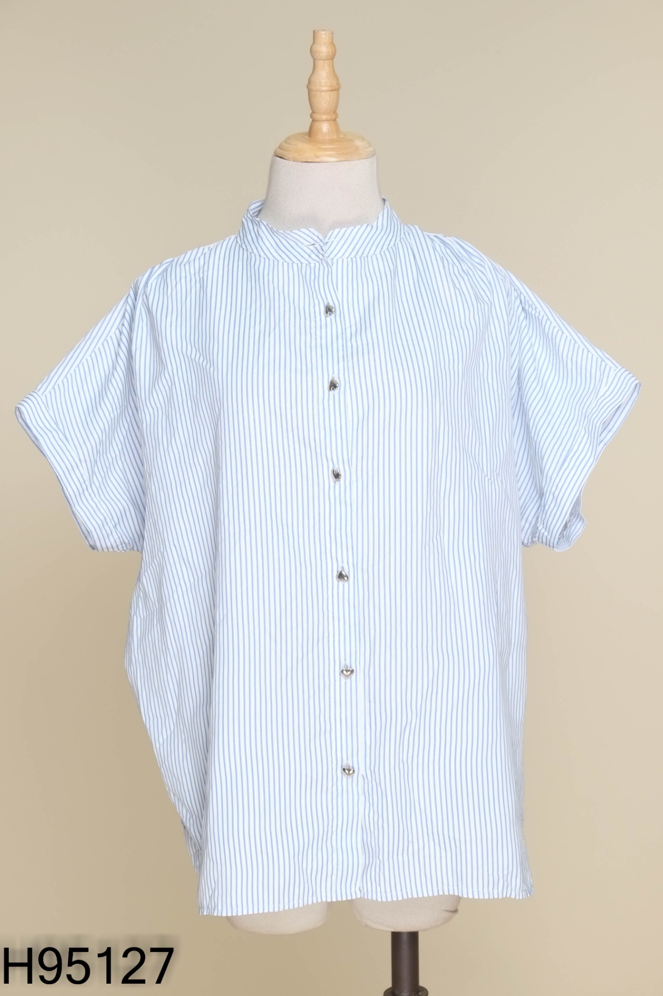 Áo trắng sọc xanh