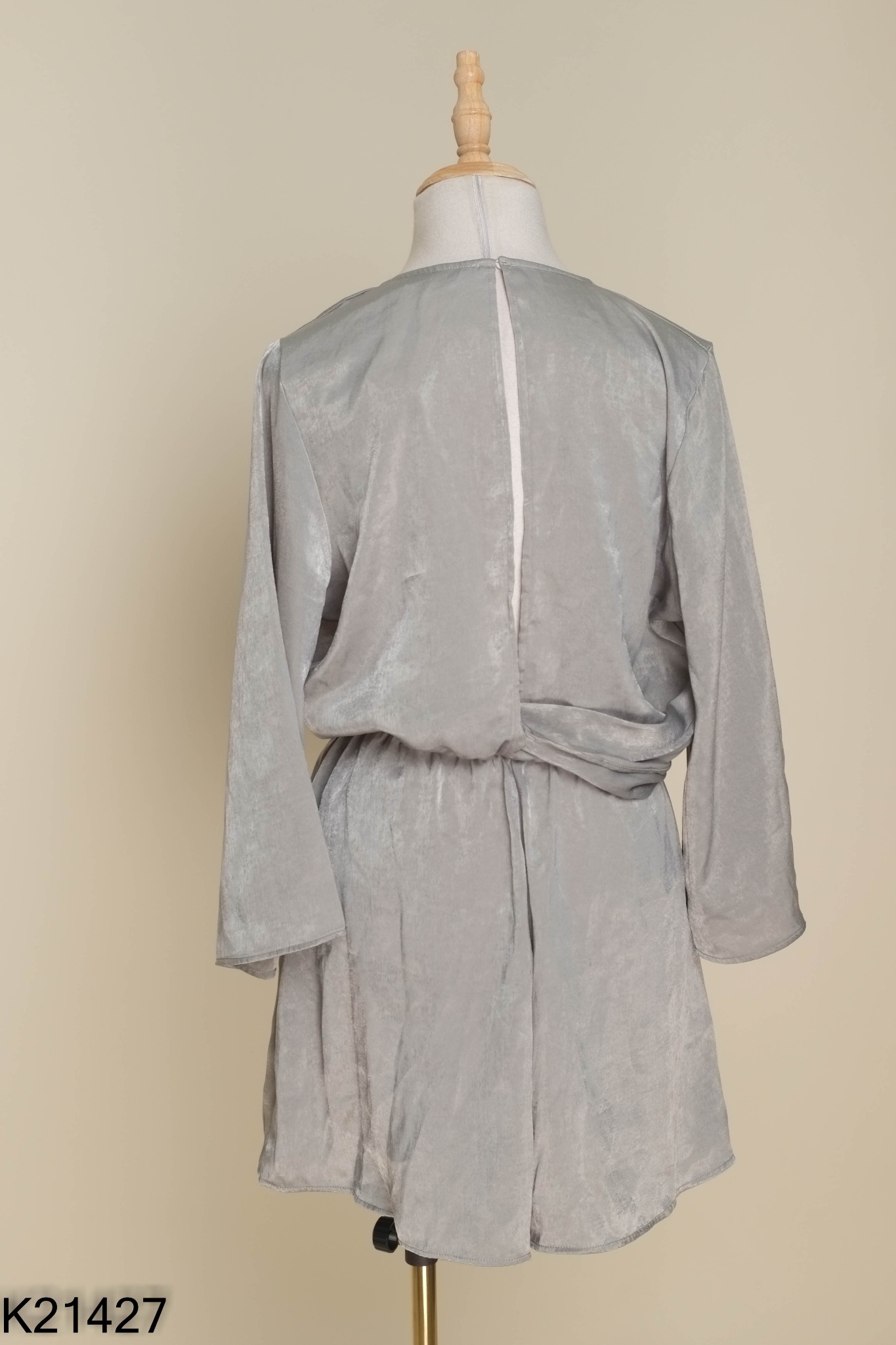Jumpsuits ZARA lụa xanh chun eo