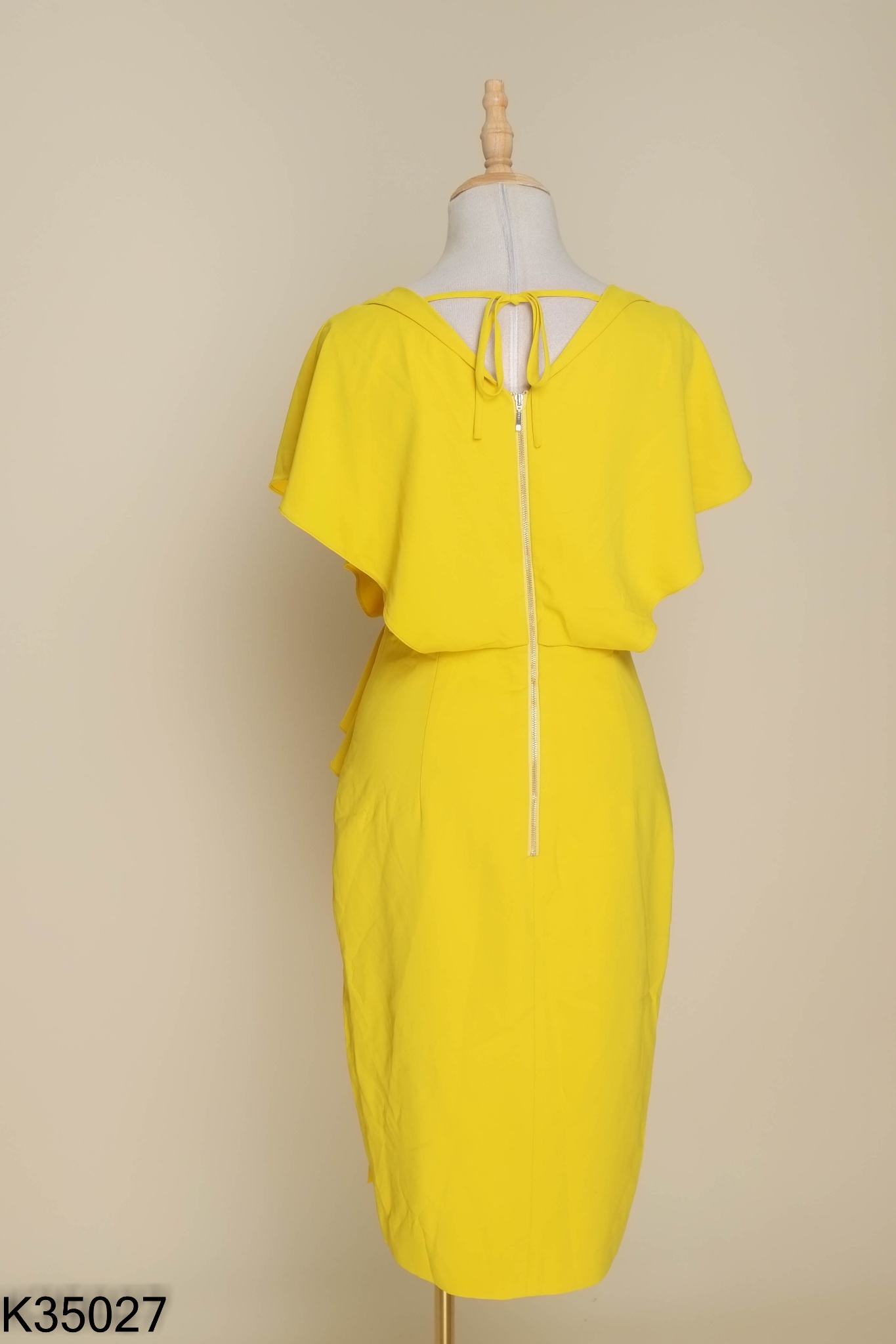 Váy IVY MODA vàng phối bèo