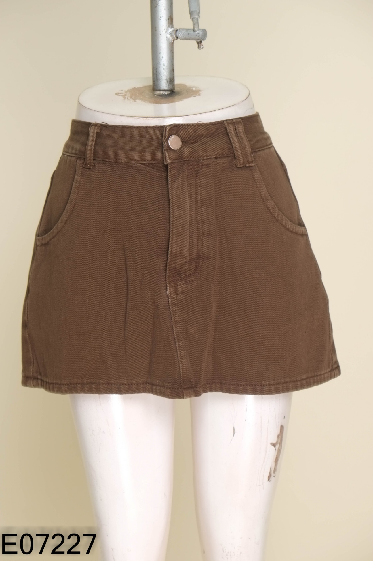 Chân váy jeans nâu