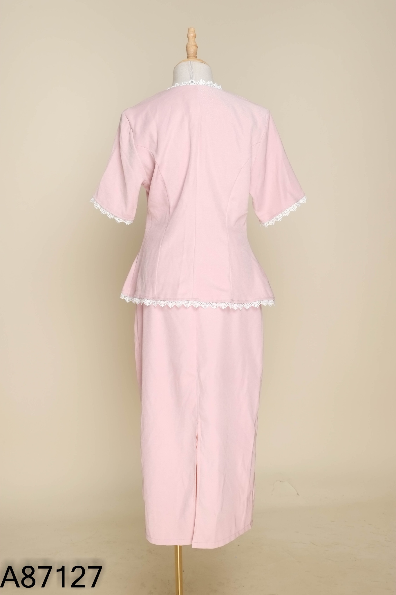 SET RICCI Áo hồng viền ren trắng + chân váy