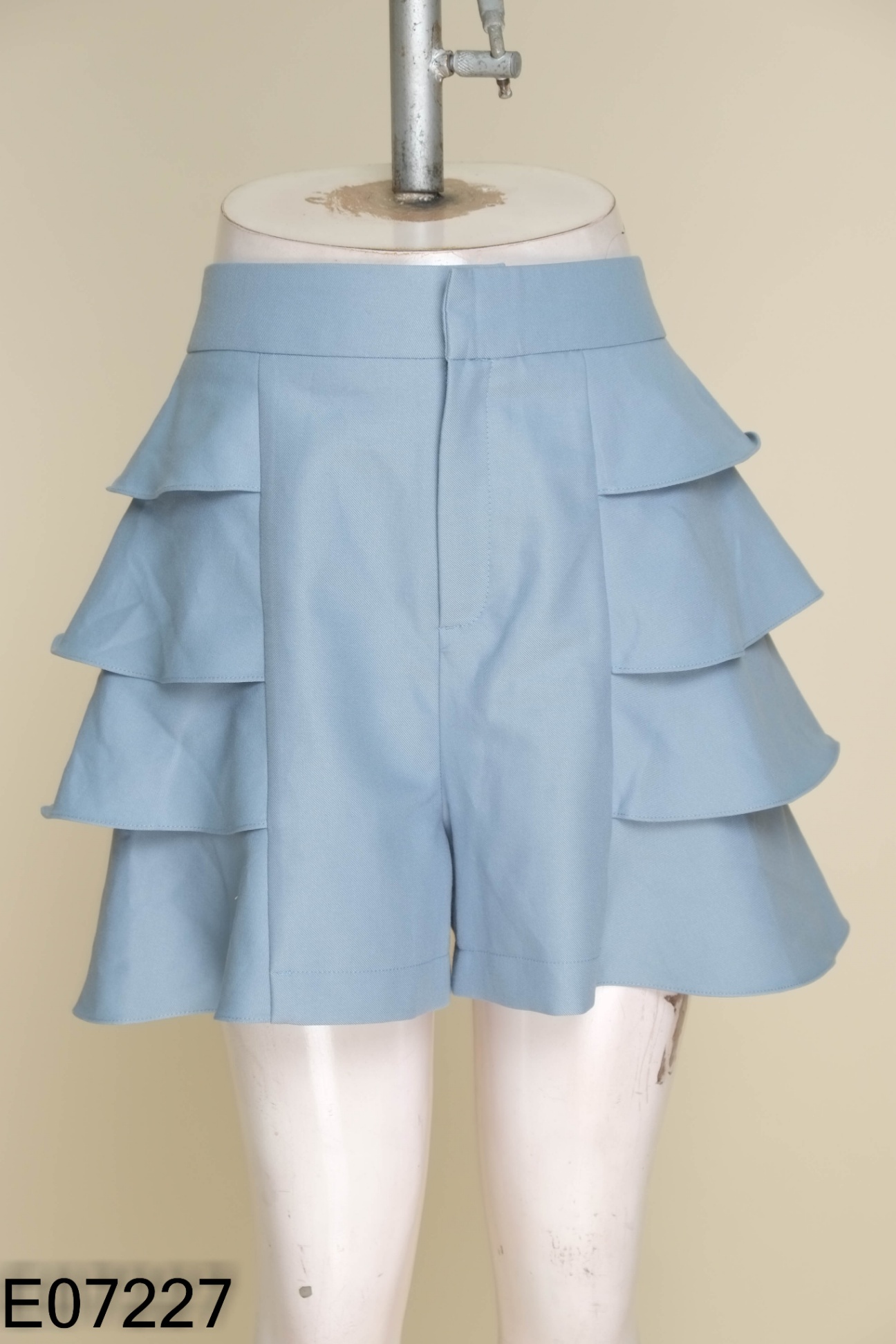 Quần C'CHAT shorts vải xanh