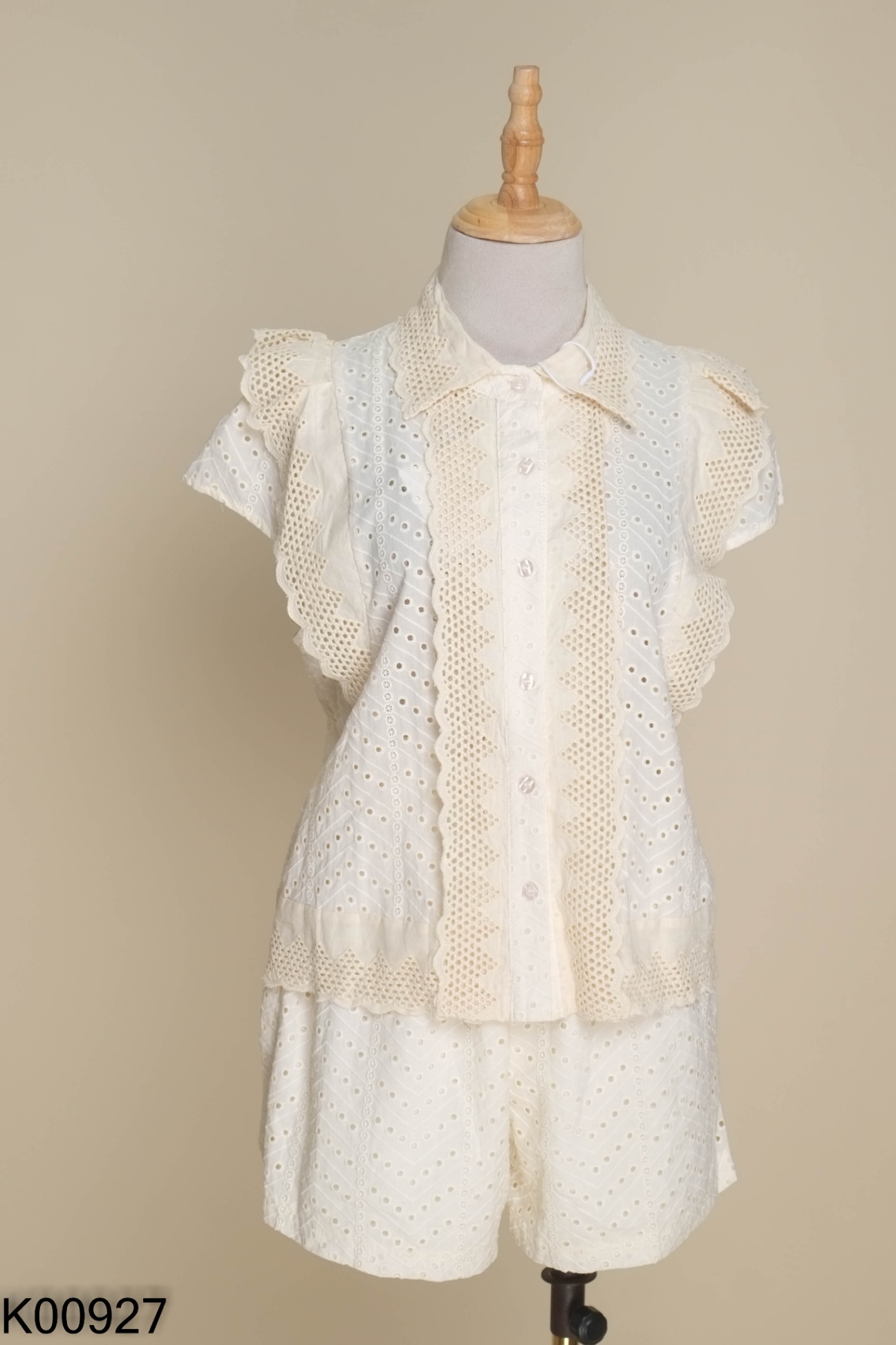 NEWTAG Set be áo kiểu + quần shorts