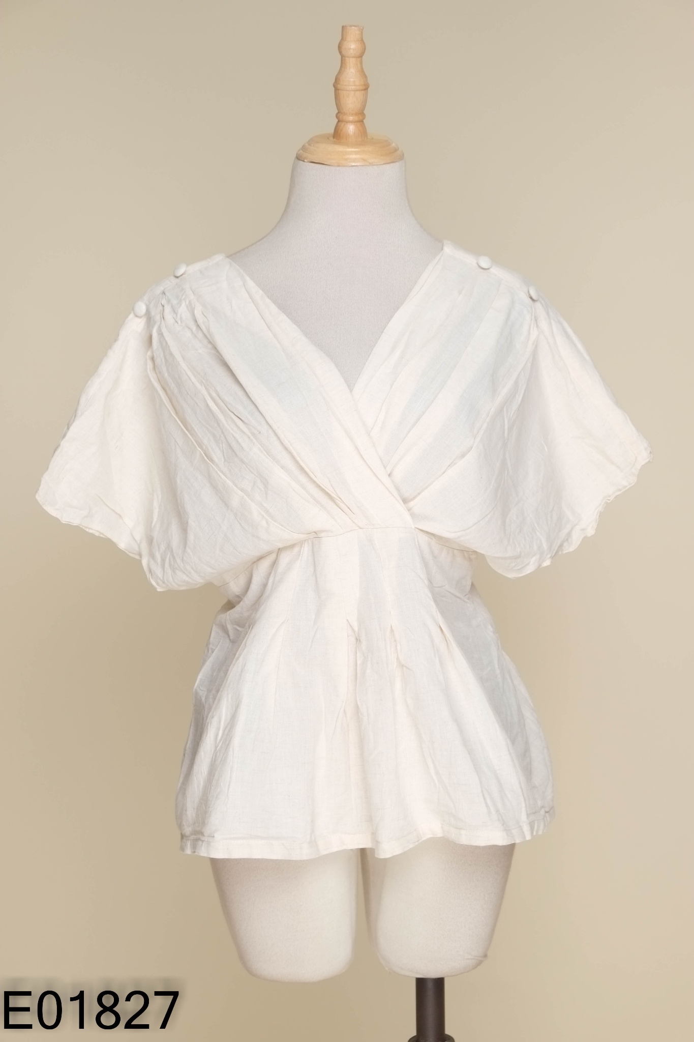 Áo linen JOLIS be cổ V
