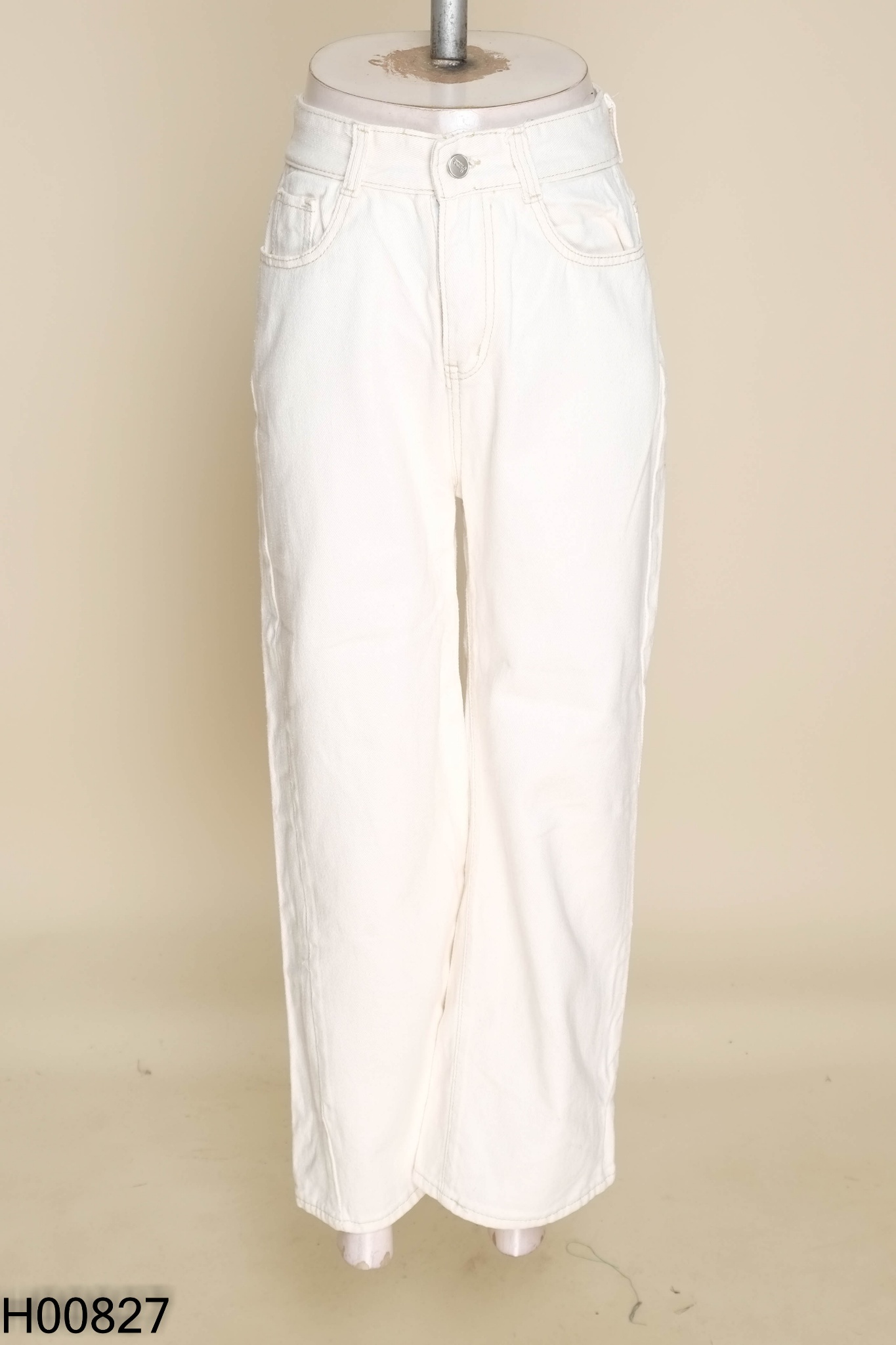 Quần jeans be ống rộng